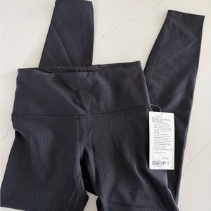 Lululemon Wunder Train Ribbed Leggings HR Tight 28”